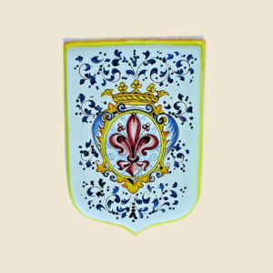 Shield-shaped tilecm 25 per cm 18  cote of arms