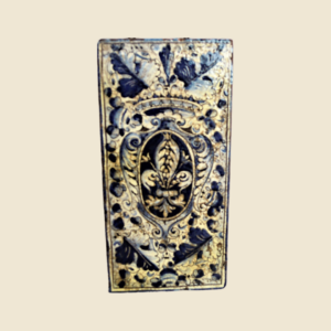 Rectangular tile cm  30 x 15 Fleur de lys cote of arms and blue leaves