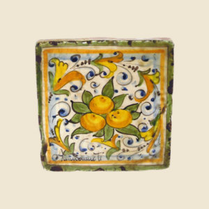 Square tile cm 15 x 15  folk motifs