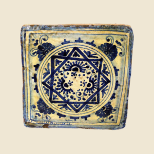 Square tile cm 15 x 15 geometrical pattern