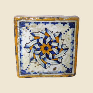 Square tile cm 15 x 15 geometrical pattern